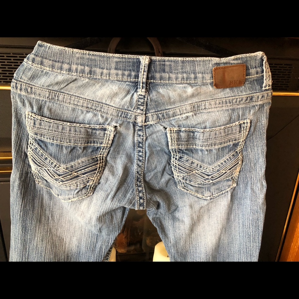 BKE Carter Stretch Distressed Light Wash Straight Leg Jeans Size 30 X 31
